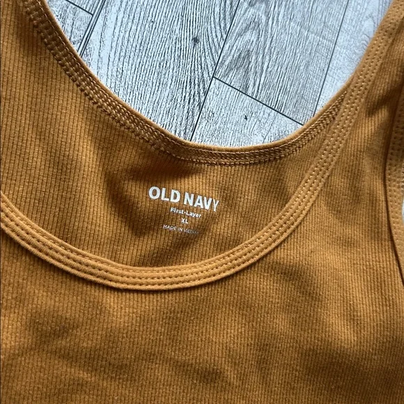 Old Navy Women's ribbed scoop Tank Top size XL - Picture 2 of 4